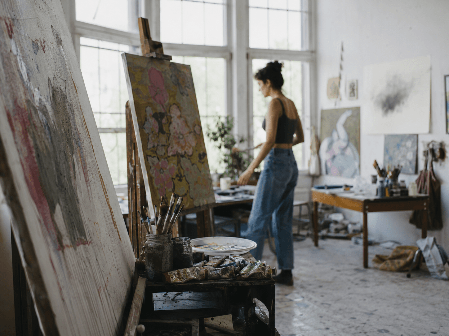 How to Spot Emerging Artists and Trends: A Collector's Guide